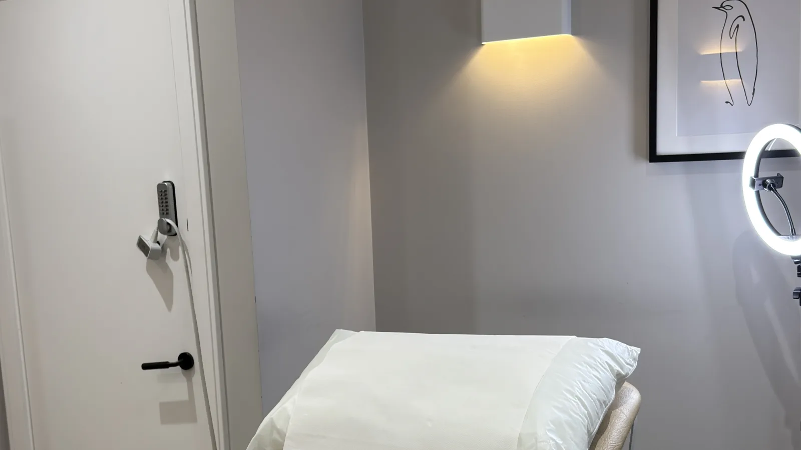 Glow By Dr. Zahrah clinic